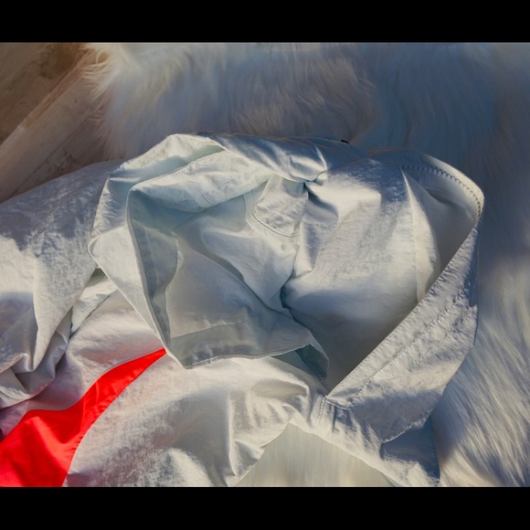 Nike Sportswear Anorak Big Swoosh Hooded Jacket - Picture 4 of 15